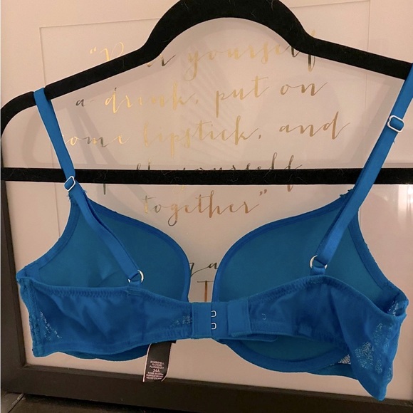 Victoria’s Secret 34A bra adds 2 cups - Picture 3 of 4